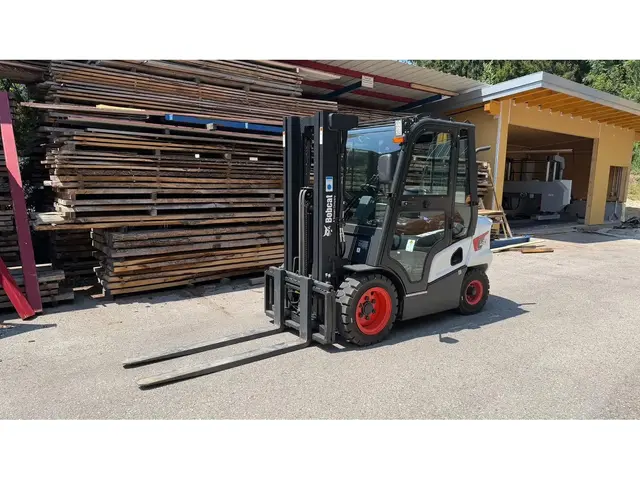 Bobcat D30 NXS — Gabelstapler — vorführgerät kaufen | 123Machinery