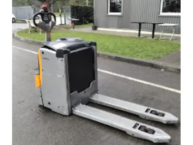 Still EXU-H20 — Elektrohubwagen — gebraucht kaufen | 123Machinery