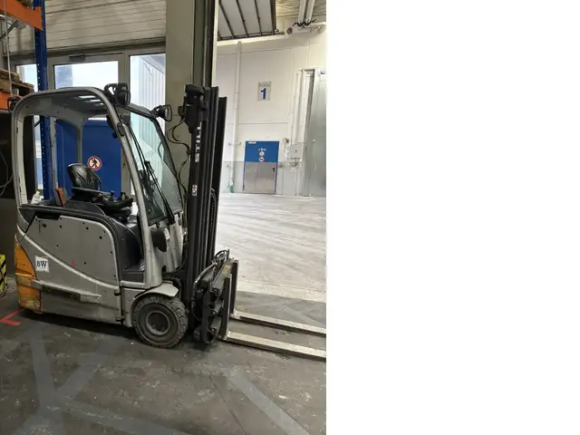 Still RX20-18 — Elektrostapler — gebraucht kaufen | 123Machinery