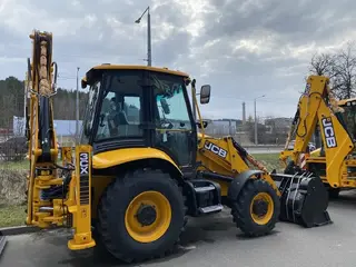 JCB 3CX Sitemaster Plus — Baggerlader — neu kaufen | 123Machinery