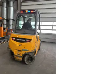 Jungheinrich EFG 425K — Foto 2