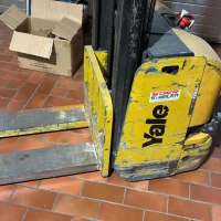 Yale MS10-32 Hochhubwagen Elektro 1000 kg 3,2 m Bj 2002 — Foto 5