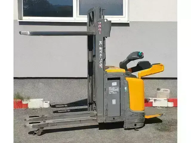Jungheinrich ERC 212z /2020y / initial/ 2.5m/ 5876/ free lift — Hochhubwagen — gebraucht mieten | 123Machinery