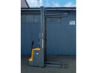 Jungheinrich ejc 214z Li-ion 2.5m/ 2020yy/ initial/ free lift — Foto 6