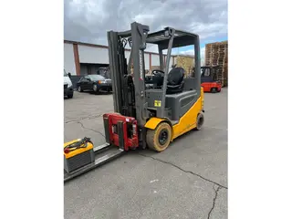 Yale GLP25VX — Elektrohobel — gebraucht mieten | 123Machinery