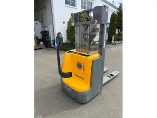 Jungheinrich EJC112 Li-ion 2.5m/ 337mh — Hochhubwagen — gebraucht mieten | 123Machinery