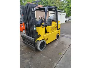 Jungheinrich ETM 214 Li-ion/ Camera/ drive-in — Kompaktoren — gebraucht mieten | 123Machinery