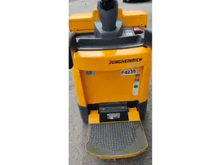 Jungheinrich ERE120 batt2020y res HP — Foto 2