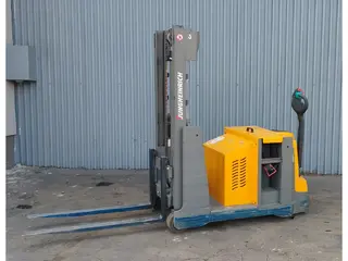 Jungheinrich EJG112 batt2022/ 2019y/ 13434mh/ 2.5m/ tilt — Hochhubwagen — gebraucht mieten | 123Machinery