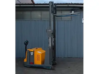 Jungheinrich EJG112 batt2022/ 2019y/ 13434mh/ 2.5m/ tilt — Foto 7