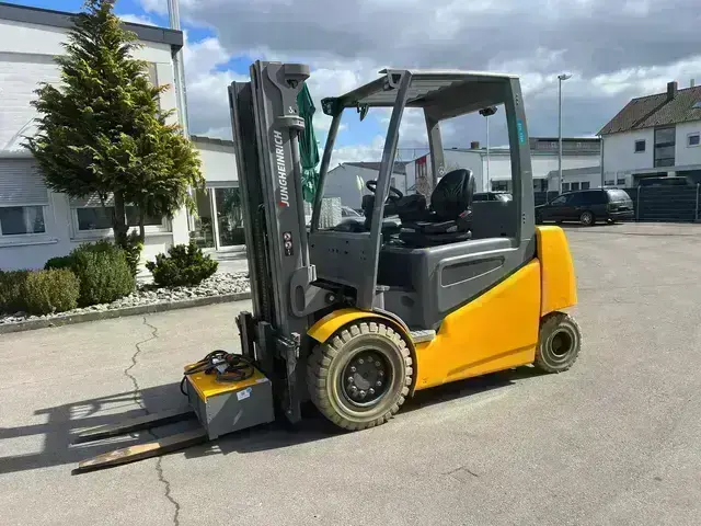 Jungheinrich EFG 535k 3.5t/ 5m/ 2424mh/ 4v — Elektrostapler — gebraucht mieten | 123Machinery