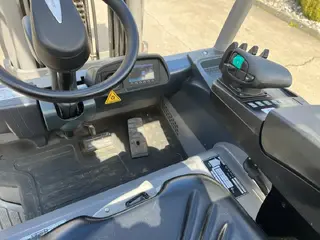 Still RX70-50T camera/ air con/ 4v — Foto 9