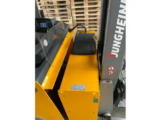 Jungheinrich ETV 214 Li-ion — Foto 8