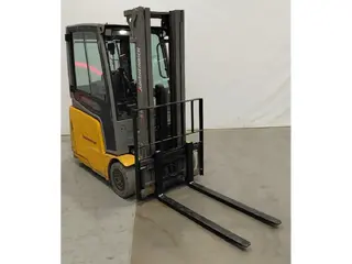 Linde H25D — Elektrohobel — gebraucht mieten | 123Machinery