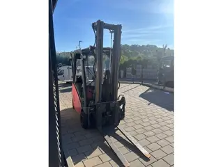 Linde H18D — Dieselstapler — gebraucht mieten | 123Machinery