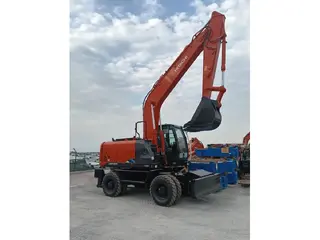 Hitachi LANDCROS — Foto 3