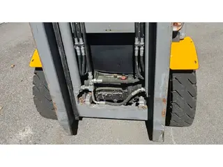 Jungheinrich DFG425 5.5m/ 610mh/ 4v — Foto 9