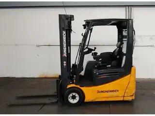 Jungheinrich EFG 218k batt 2023 — Foto 2