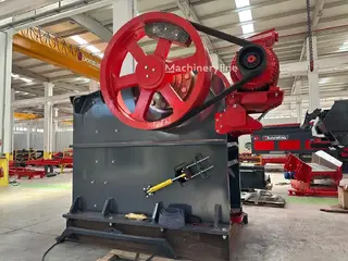 Boratas BCK11 High Capacity 600 tph Stationary Jaw Crusher — Foto 2
