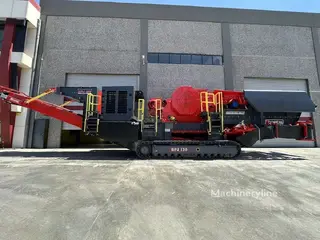 Boratas 400 tph Tracked Jaw Crusher BPJ120 — Foto 1