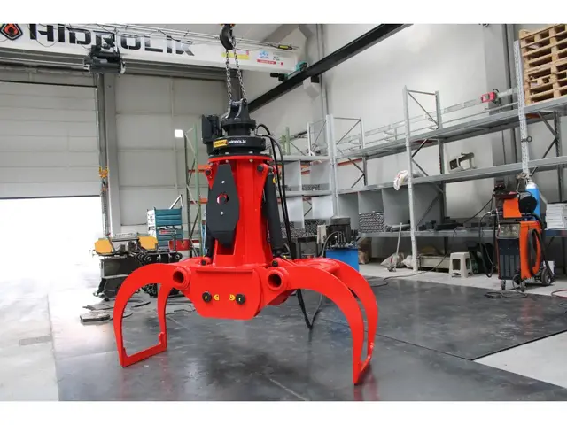 Holzgreifer MHT5 – 2900 mm Öffnung, 1,2 m², 1700 kg, für 20–40 t — Greifer — neu kaufen | 123Machinery