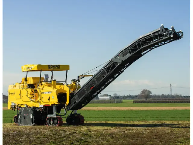 BOMAG BM 1300-30 — Asphaltfräsen — vorführgerät kaufen | 123Machinery