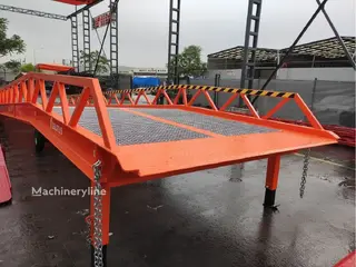 Saurus PYR WH T15 — Foto 1