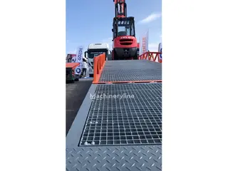 Saurus PYR 8 — Foto 7