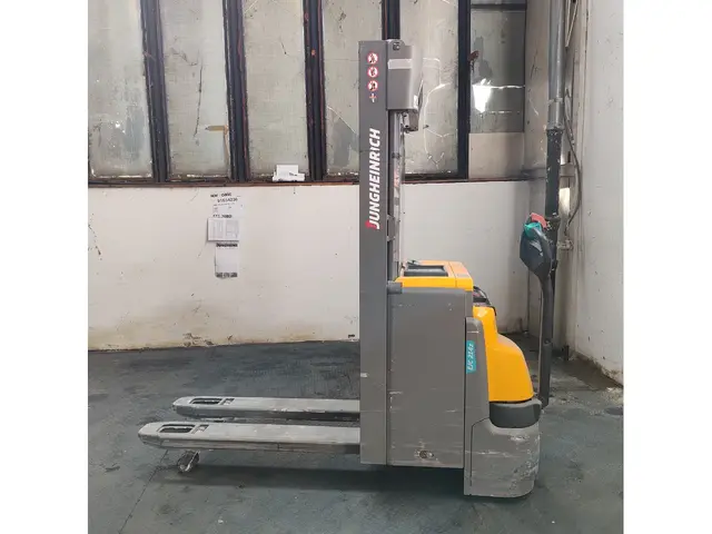 Jungheinrich EJC 214z 2.9m/ 164mh — Hochhubwagen — gebraucht kaufen | 123Machinery