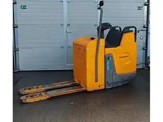 Jungheinrich ERE 225 2t/ batt2022 — Foto 1