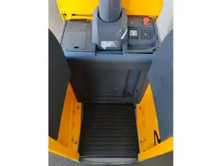 Jungheinrich ERE 225 batt2025/ 2t — Foto 5