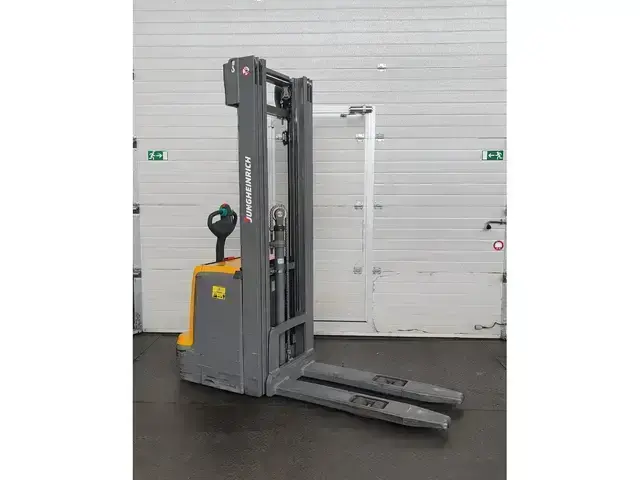 Jungheinrich EJC 214 5.35m/ Li-Ion/ 1025h — Hochhubwagen — gebraucht kaufen | 123Machinery
