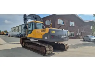 Volvo EC210C L — Kettenbagger — gebraucht kaufen | 123Machinery