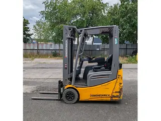 Jungheinrich EFG 213 Li-ion — Foto 3