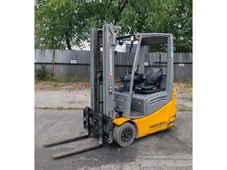 Jungheinrich EFG 213 Li-ion — Foto 6