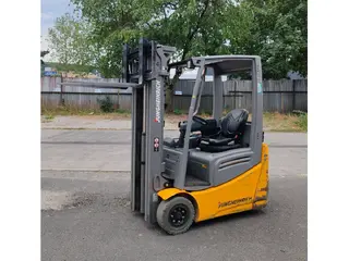Jungheinrich EFG 213 Li-ion — Foto 7