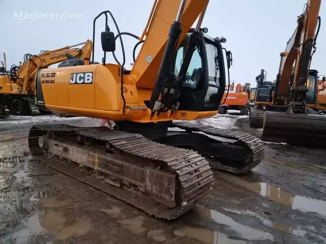 JCB 320 JS220LC — Kettenbagger — gebraucht kaufen | 123Machinery