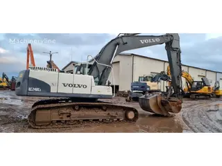 Volvo 320 EC240C L — Foto 6