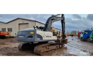 Volvo 320 EC240C L — Foto 8