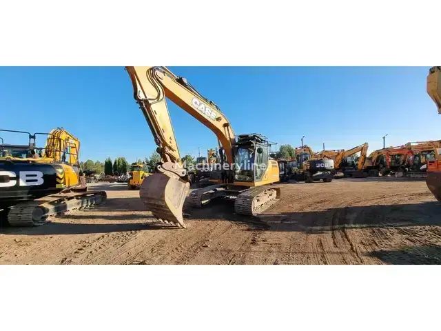 Case 320 CX210D — Kettenbagger — gebraucht kaufen | 123Machinery