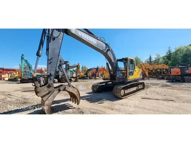 Volvo 320 EC210B LC — Kettenbagger — gebraucht kaufen | 123Machinery