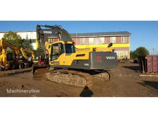 Volvo 320 EC250D L — Foto 4