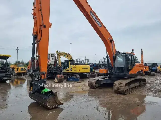 Doosan 349 DX225LC Long Reach — Long Reach Bagger — gebraucht kaufen | 123Machinery