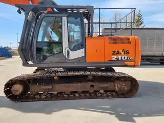 Hitachi 349 ZAXIS 210LC-3 — Foto 4
