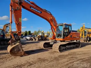 Doosan 349 DX225LC — Kettenbagger — gebraucht kaufen | 123Machinery