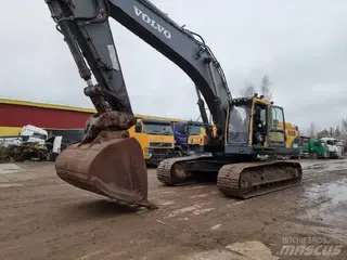 Volvo 349 EC460B LC — Kettenbagger — gebraucht kaufen | 123Machinery