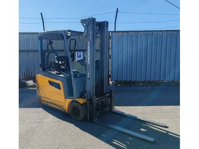 Jungheinrich EFG 216 4.8m/ 2017y/ 9710h — Elektrostapler — gebraucht kaufen | 123Machinery