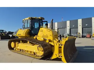 Komatsu D71PXi-24E0 — Foto 2