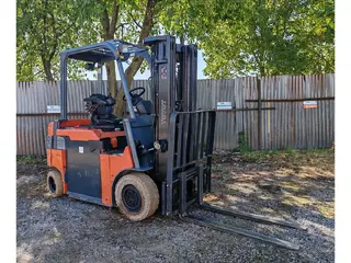 Toyota 7FBMF25 / batt 2022 unused — Foto 1