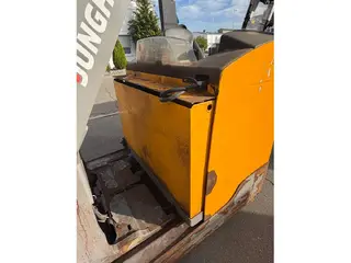 Jungheinrich ETV 214 — Foto 4